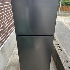 冷蔵庫 マックスゼン 2023年 JR138ML01GM 138...