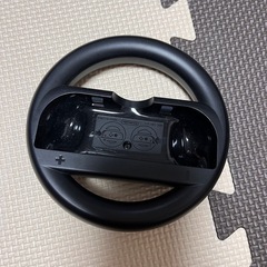 マリオカートに使える（ジョイコン差し込む）