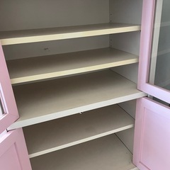 商談中可愛い食器棚  (リメイク素材としても)の画像