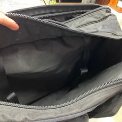 ☆値下げ☆2505-885　SAZABY ショルダーバック 7ポケット 使用感あり キズ汚れ有りの画像