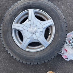 タイヤの画像