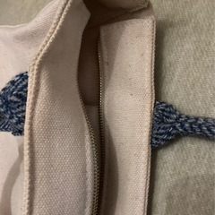 トートバッグとティッシュカバーの画像