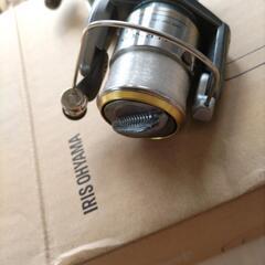 美品スピニングリール　シマノ　エアノスXT3000の画像