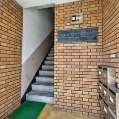 《元町・中華街駅17分＊2K＊角部屋＊最上階》最安0円後払いで引...