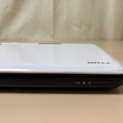⭐️値下げしました⭐️Wizz ポータブルDVDプレーヤー　DV-PW1040　の画像