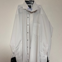 ワイシャツ（クリーニング済み）