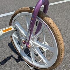 一輪車(パンクしてます)の画像