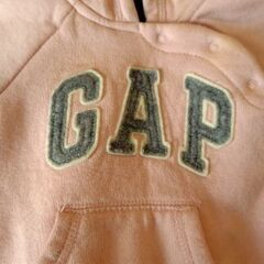 babyGapカバーオール80cm2枚セットの画像