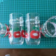 昭和なコップ　りんごの画像