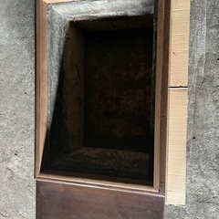 木製火鉢の画像
