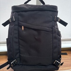 リュック　ボックス型