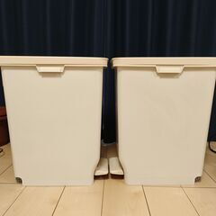 トンボ ゴミ箱 30L ホワイト 2個セット – Tombo Trash Can 30L White (Set of 2)の画像