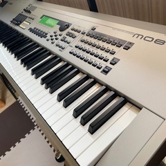 YAMAHA  MO8  88鍵ピアノ鍵盤　シンセサイザー（動作ほぼ正常、付属品あり）　取りに来ていただける方　の画像