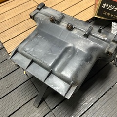 xjr400 4hm 純正エアクリボックス　長期ストック品の画像