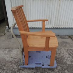 ◇ニトリ　天然木チェア　幅590ｘ奥行600ｘ高さ845ｍｍ　家具/管理2275の画像