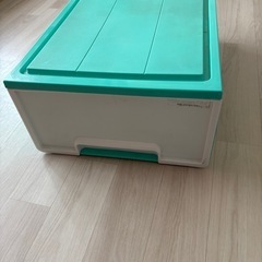 衣装ケース
