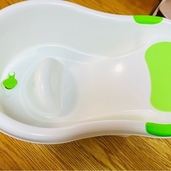美品！助産院でも使用　水抜き付き、ベビーバス