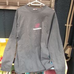 ニューバランス　男性　長袖Tシャツ　Lサイズ