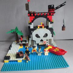 レゴ 6279 ガイコツ島