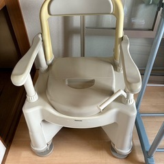 ポータブルトイレ（介護用品）