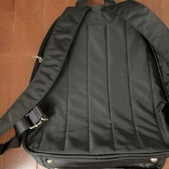 ニンナナンナ　マザーズリュックの画像