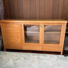 受渡し完了です！キャビネット　サイドボード　食器から酒類、書籍や...