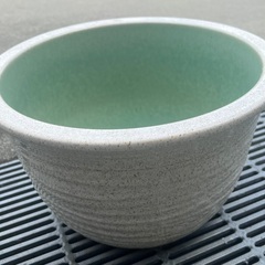 睡蓮鉢　陶器製　B 鉢ネット付