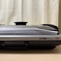 ⭐️最終値下げしました⭐️TIGER(タイガー)  ホットプレート　CPV-G130の画像
