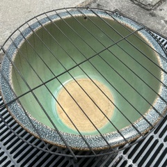 睡蓮鉢　陶器製　C 鉢ネット付　値下げしましたの画像