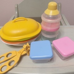 離乳食調理セット、粉ミルク容器