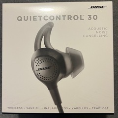 Bose QuietControl 30ワイヤレスイヤ フォン付属品