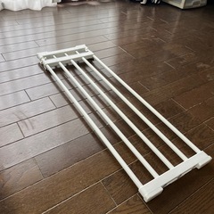 突っ張り棚の画像