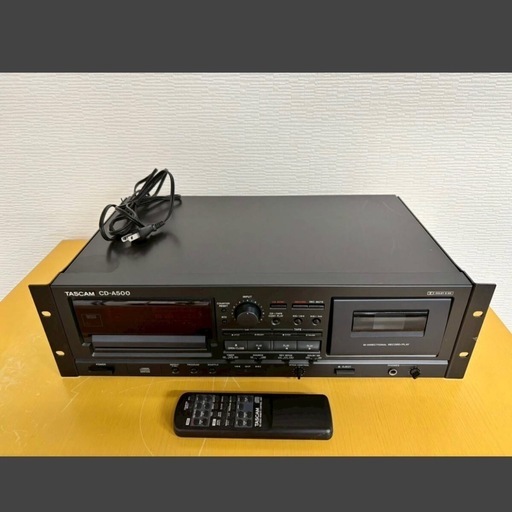 TASCAM CD-A500 業務用CDプレーヤー