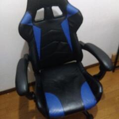 【取りに来られる方限定】ゲーミングチェアの画像