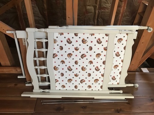 ファミリア　ベビーベッド