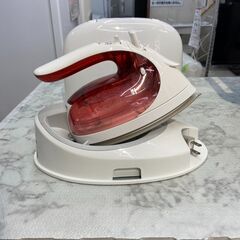 スチームアイロン 東芝 2022年 TA-FV450 アイロン【...