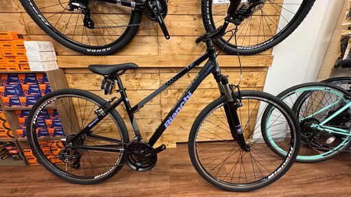 新品限定特価品　ビアンキ Bianchi　クロスバイク　サイズ430mm　自転車