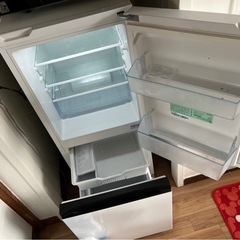 冷蔵庫135L hisense製 
HR-D1304