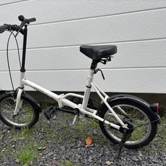 折りたたみ自転車
の画像