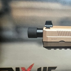 決まりました 
FNX-45 タクティカル ガスガンの画像