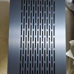 Lian Li E-ATX規格 PCケース 3面強化ガラス ビデオカード縦配置 ブラック PC-O12WXの画像