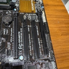 ゲーミングPCのマザーボードの画像