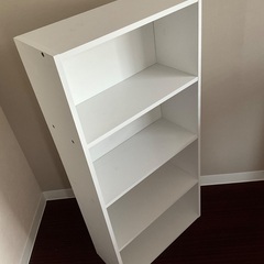 小さな白い棚