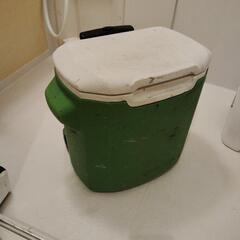 コールマン ホイールクーラー28QT 現場で使ってました