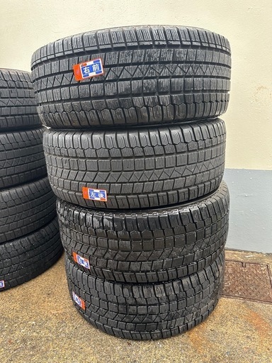 タイヤ235/50/r18