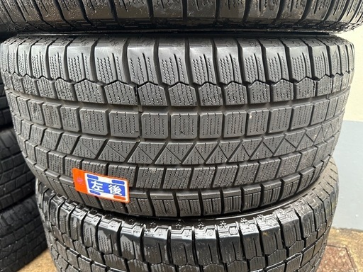 タイヤ235/50/r18