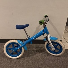 キックバイク　ペダルなし自転車　
ブレーキ付き