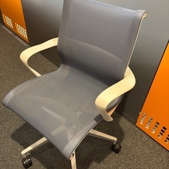 ハーマンミラー　セトゥーチェア　オフィス　