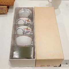 0530-318 香蘭社　花柄湯飲み5個セット