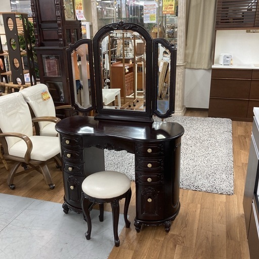 ジモティー限定価格！S733 ⭐ 輸入家具 アンティークドレッサー 三面鏡